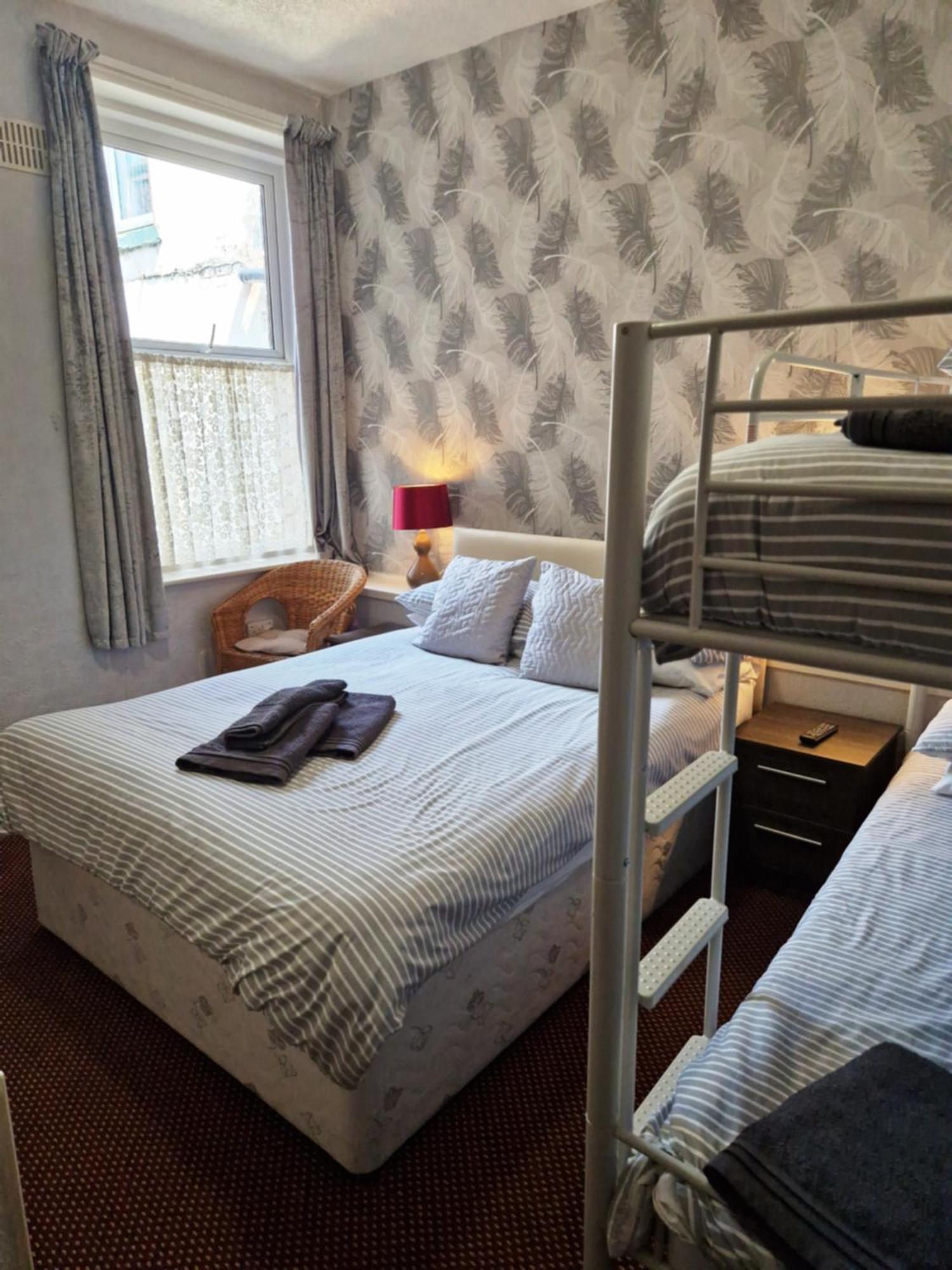 מלון בלקפול Stafford House מראה חיצוני תמונה